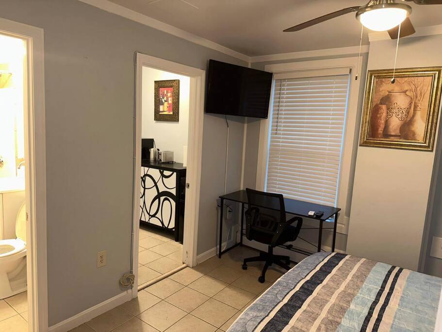 Like 4-Star Hotel, But Cheaper! Pawtucket Extérieur photo