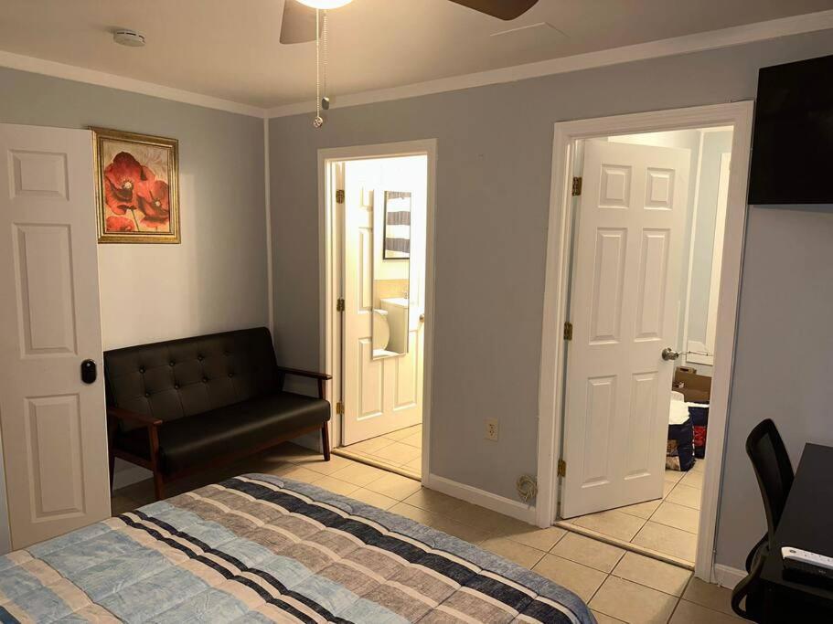 Like 4-Star Hotel, But Cheaper! Pawtucket Extérieur photo